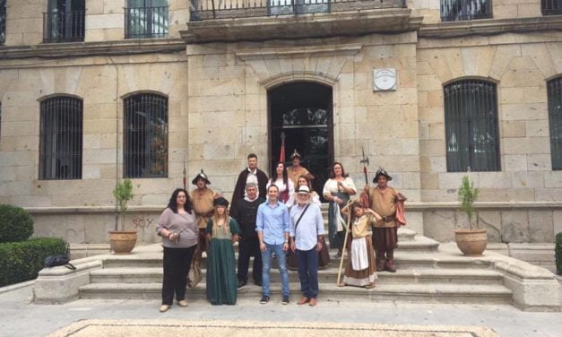 Presentación Teatro «El Alcalde de Zalamea», en Hinjosa del Duque y Belalcazar