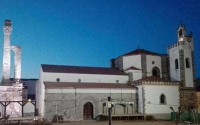 Iluminación en la Plaza de la Constitución
