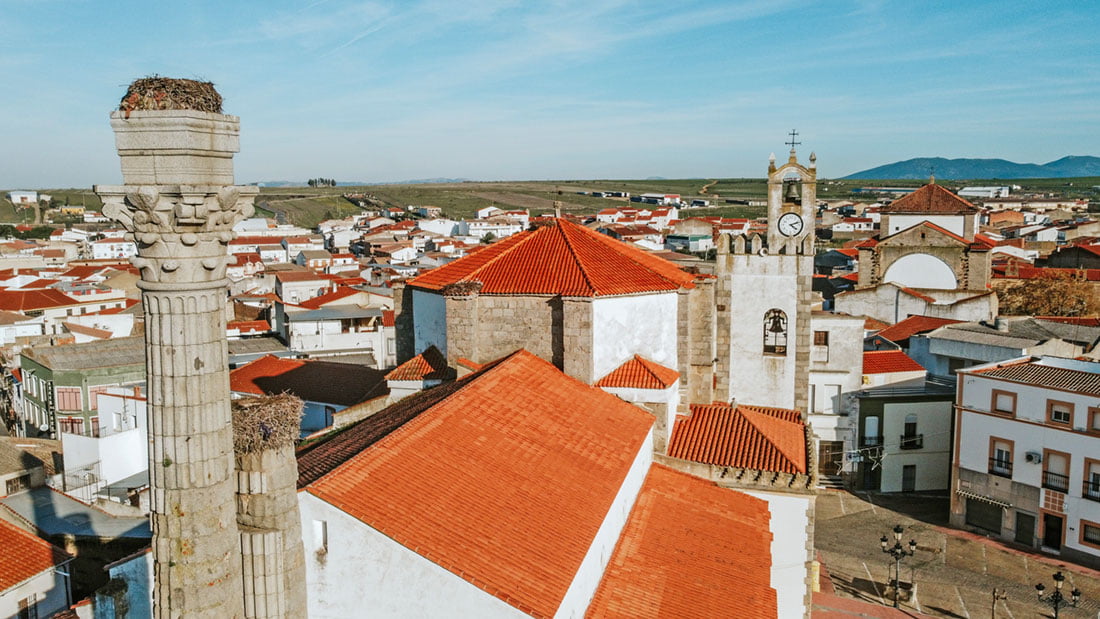 Iglesia parroquial Nuestra Señora de los Milagros Iglesia parroquial Nuestra Señora de los Milagros