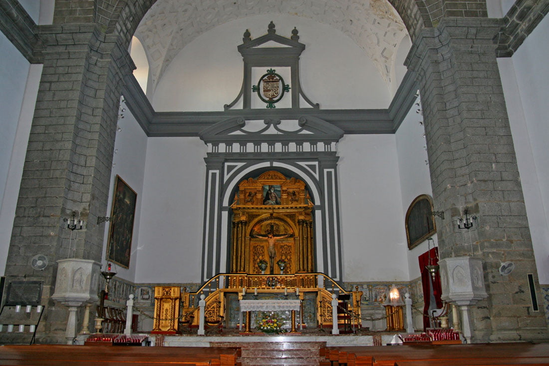 Real Capilla del Stmo. Cristo de la Quinta Angustia de Zalamea Real Capilla del Stmo. Cristo de la Quinta Angustia de Zalamea